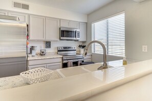 Interior - 4 Mi to Old Town Plaza: Albuquerque Home w/ Patio (Albuquerque)