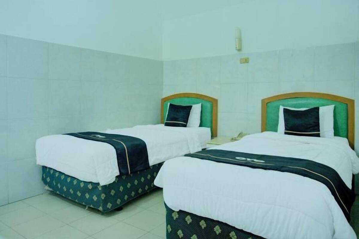 Premium bedding, desk, free WiFi, bed sheets