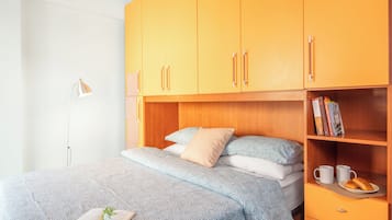 1 chambre, fer et planche à repasser, Wi-Fi gratuit, draps fournis
