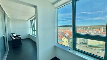 Familienapartment, Stadtblick | Balkon
