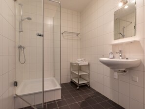 House | Bathroom