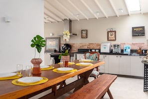Dining - Bz09 Quadra da praia Casa 5 suites (Buzios)