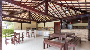 Deluxe Villa, 5 Bedrooms, Air conditioning | Outdoor dining - Bz09 Quadra da praia Casa 5 suites (Buzios)