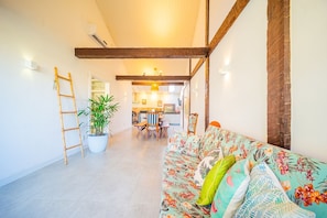 فيلا ديلوكس - ٥ غرف نوم - مكيّف هواء | منطقة المعيشة