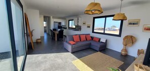 TV - NEW! Beautiful, quiet villa in Lajares (Lajares)