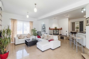 Villa | Living room