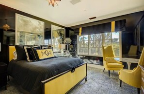4 bedrooms, iron/ironing board, travel crib, WiFi