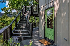 Exterior - The Upper Deck (Black Mountain)