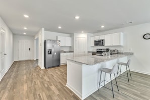 Maison, 5 chambres | Cuisine privée | Réfrigérateur, four, cafetière/bouilloire, bouilloire électrique