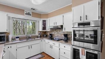 獨棟房屋, 4 間臥室 | 私人廚房 | 電冰箱、烤箱、咖啡機/沖茶器