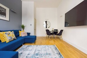 Televisión, oficina