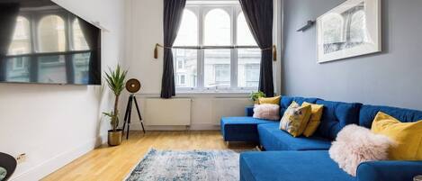 تلفزيون، مكتب