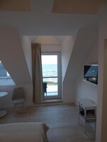 Escritorio y wifi gratis 