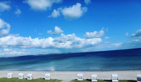 Desk, free WiFi - Strandhotel Lodge am Meer  (Gluecksburg)
