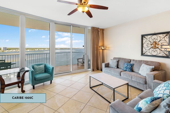 Televisio, pöytätennispöytä