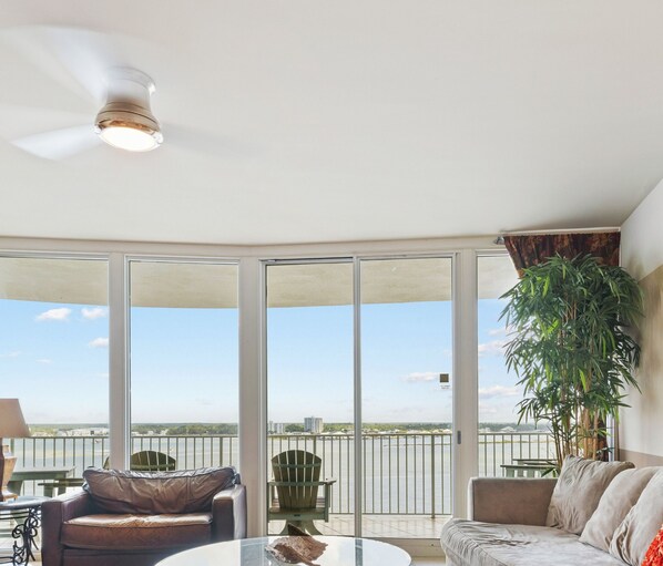 TV - Caribe Resort 905C by Liquid Life (Orange Beach)