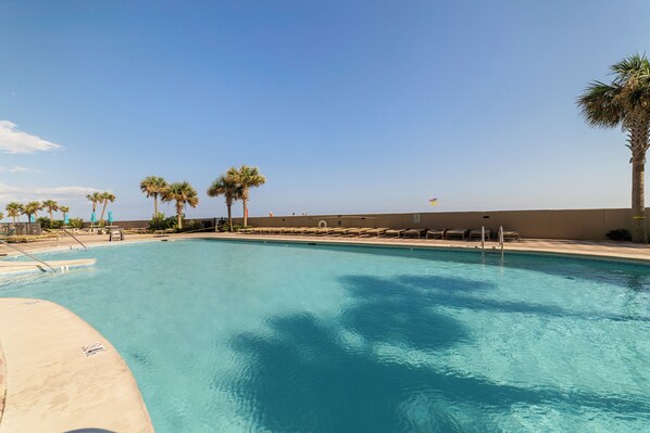 Piscine couverte, piscine chauffée