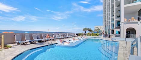 Piscine intérieure, piscine chauffée