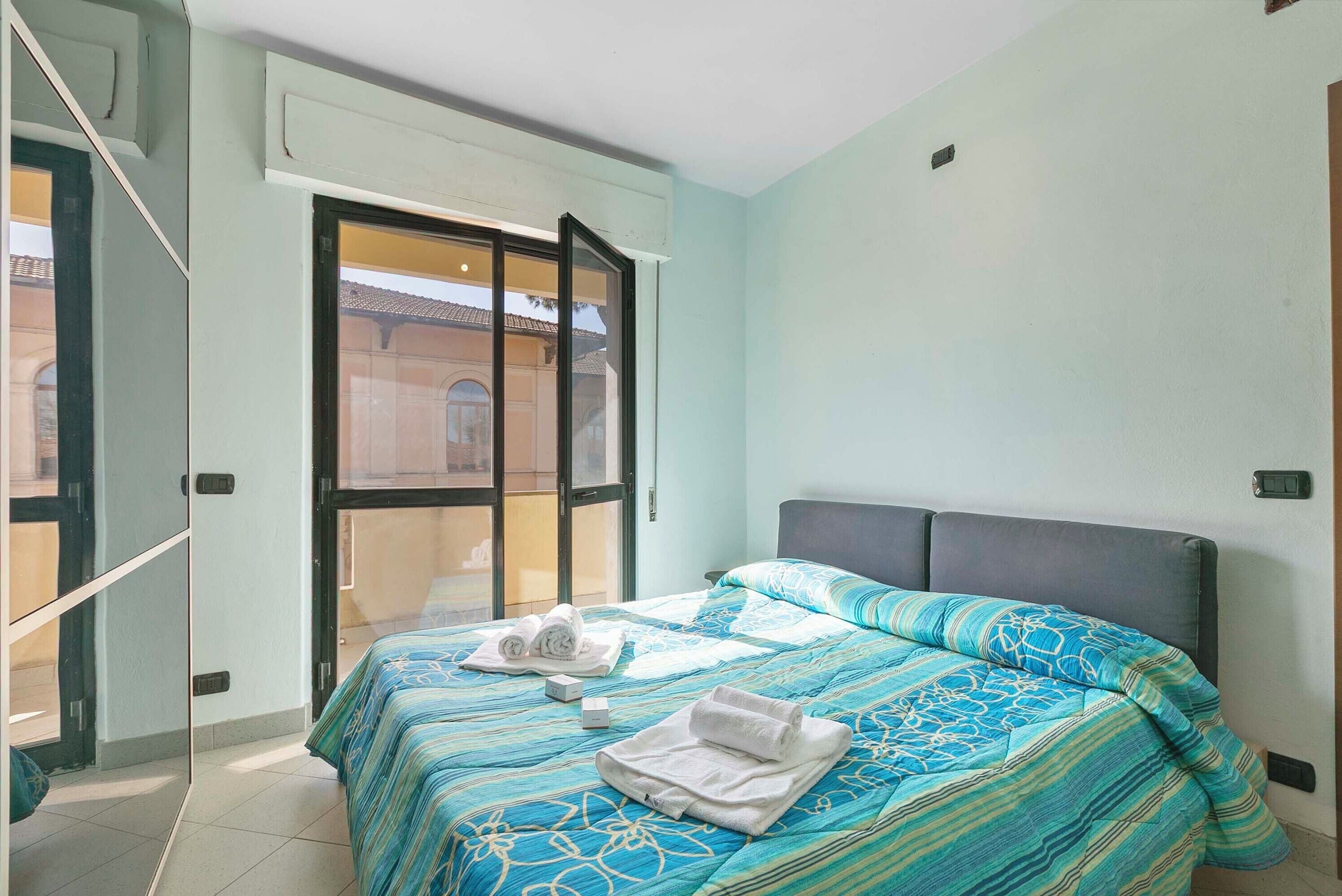 Standard Apartment, Multiple Bedrooms (Appartamento Mako -  800M From The) | 3 bedrooms, iron/ironing board, free WiFi, bed sheets