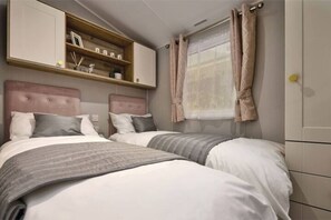 3 bedrooms, WiFi, bed sheets - Classic 3 bed  Sierra (Arbroath)