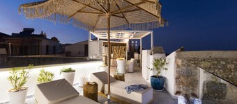 Roof Garden-Panoramic View and Jacuzzi