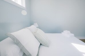 Iron/ironing board, travel cot, free WiFi, bed sheets