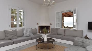 Family Apartment, Sea View, Beachfront | Living area