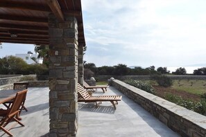 Family Apartment, Sea View, Beachfront | Terrace/patio - Cycladic home in Kampos by GHH (Paros)