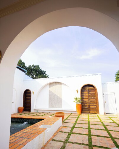 Elegant & Comfy Retreat : Pool - Terrace!