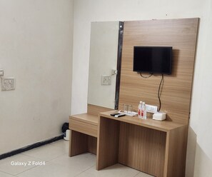 Deluxe Double Room, 1 King Bed