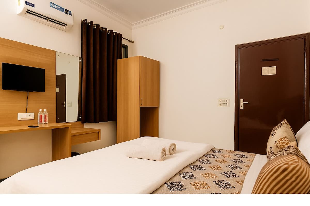 Deluxe Double Room, 1 King Bed