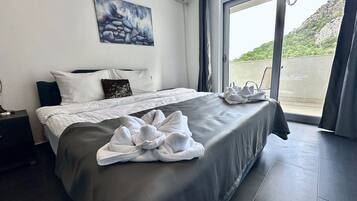Comfort Quadruple Room, Balcony, Mountain View | Free WiFi