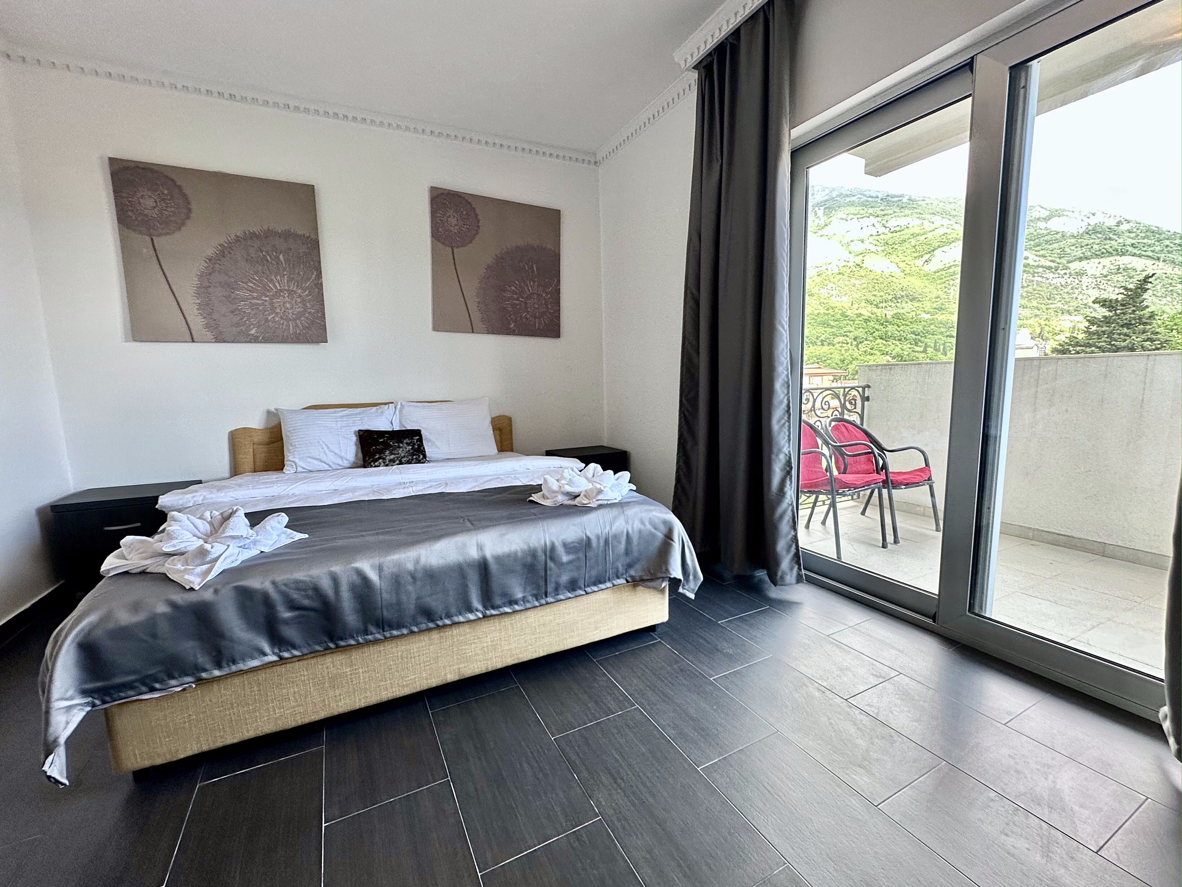Comfort Quadruple Room, Balcony, Mountain View | Free WiFi