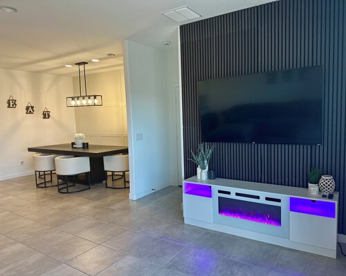 4-Bedroom Desert Escape in Anthem