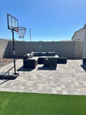 Terrace/patio - 4-Bedroom Desert Escape in Anthem (Florence)