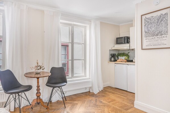 Dining - Lägenhet i gamla stan (Södermalm)