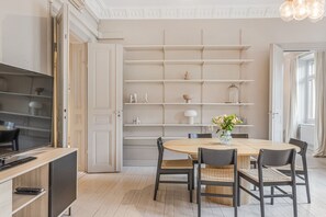 Dining - Lägenhet med fantastiskt läge (Östermalm)