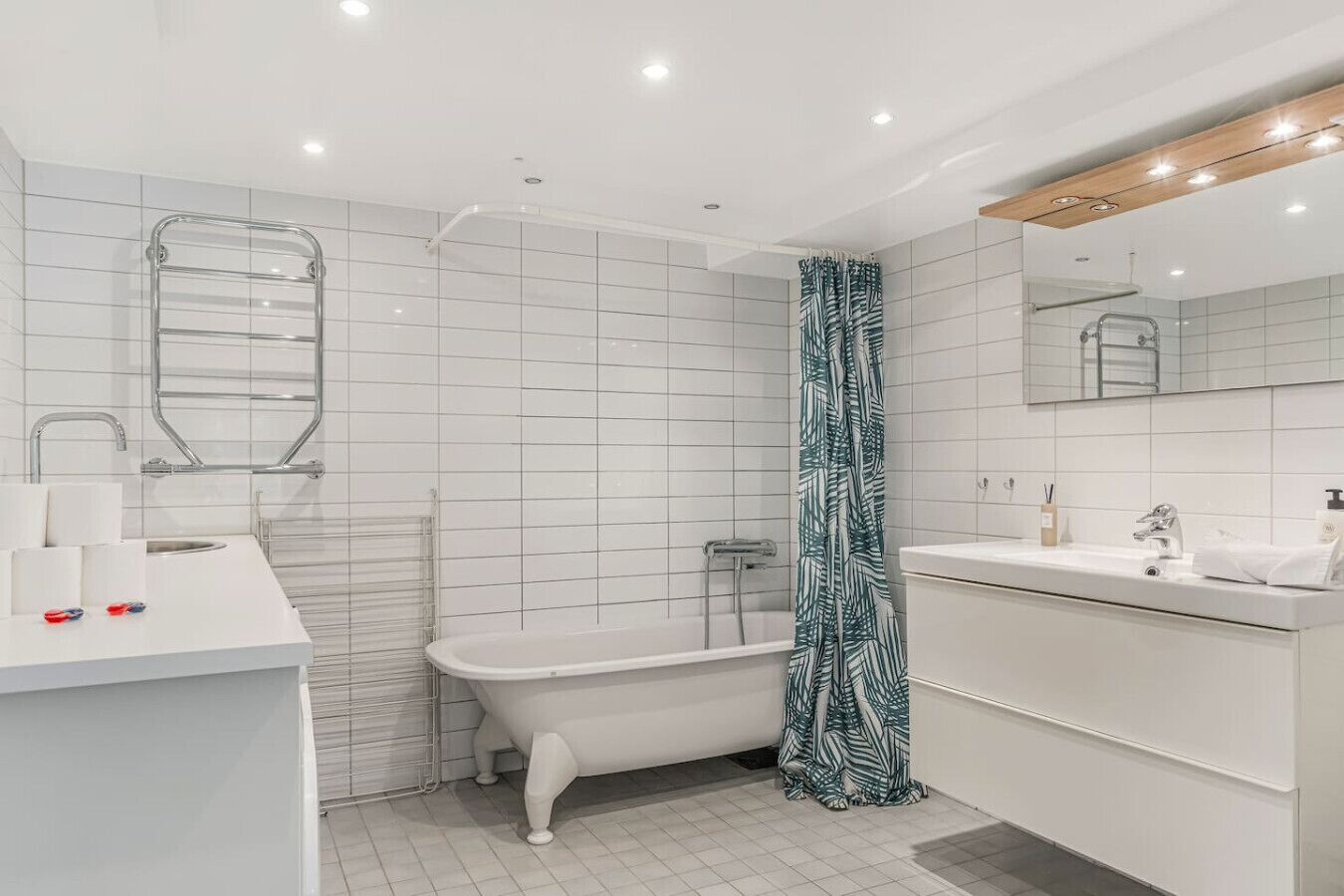 ヘアドライヤー、タオル