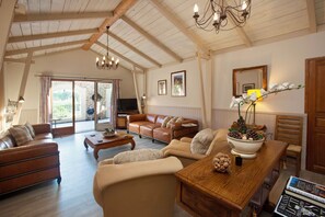 TV, DVD player, books, video library