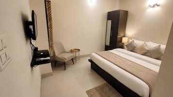 Premium bedding, memory-foam beds, individually furnished, desk