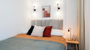 Apartamento familiar, vistas a la ciudad | 2 dormitorios, caja fuerte, decoración individual