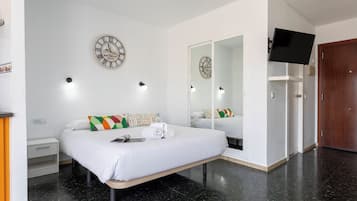 Estudio, balcón, vistas al mar | Zona de estar