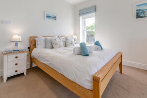 5 habitaciones, tabla de planchar con plancha y wifi gratis