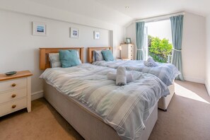5 bedrooms, iron/ironing board, travel cot, free WiFi