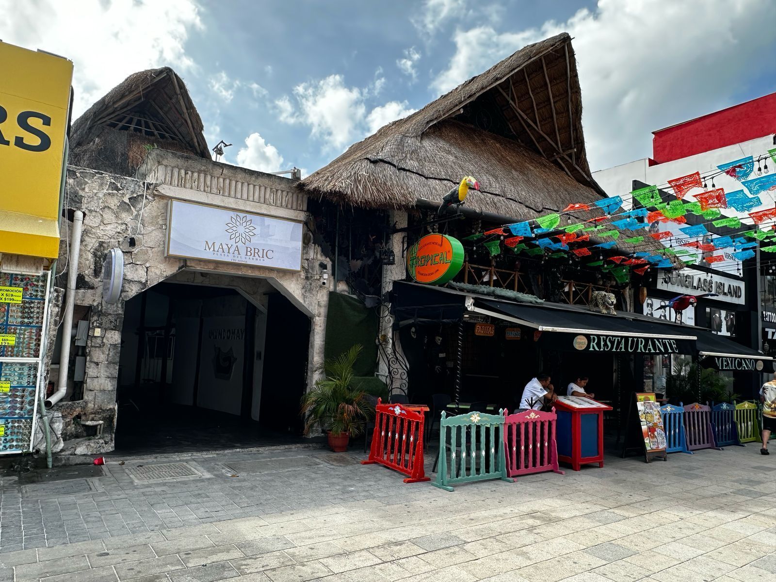 Photo - Original Maya Bric