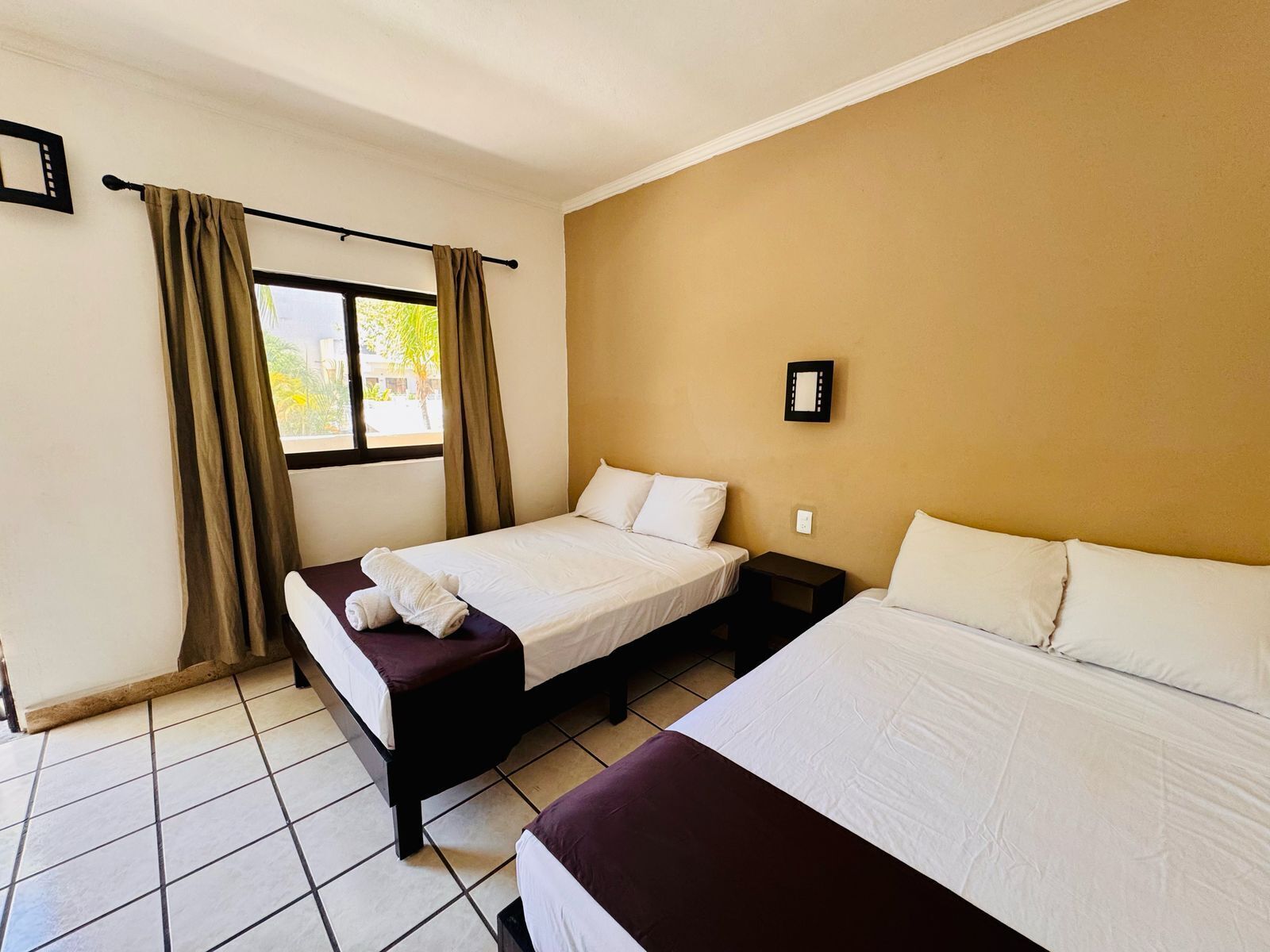 Photo - Original Maya Bric