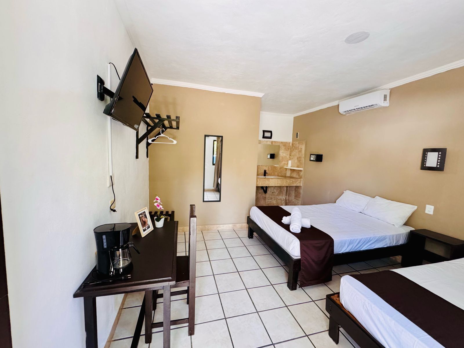 Photo - Original Maya Bric