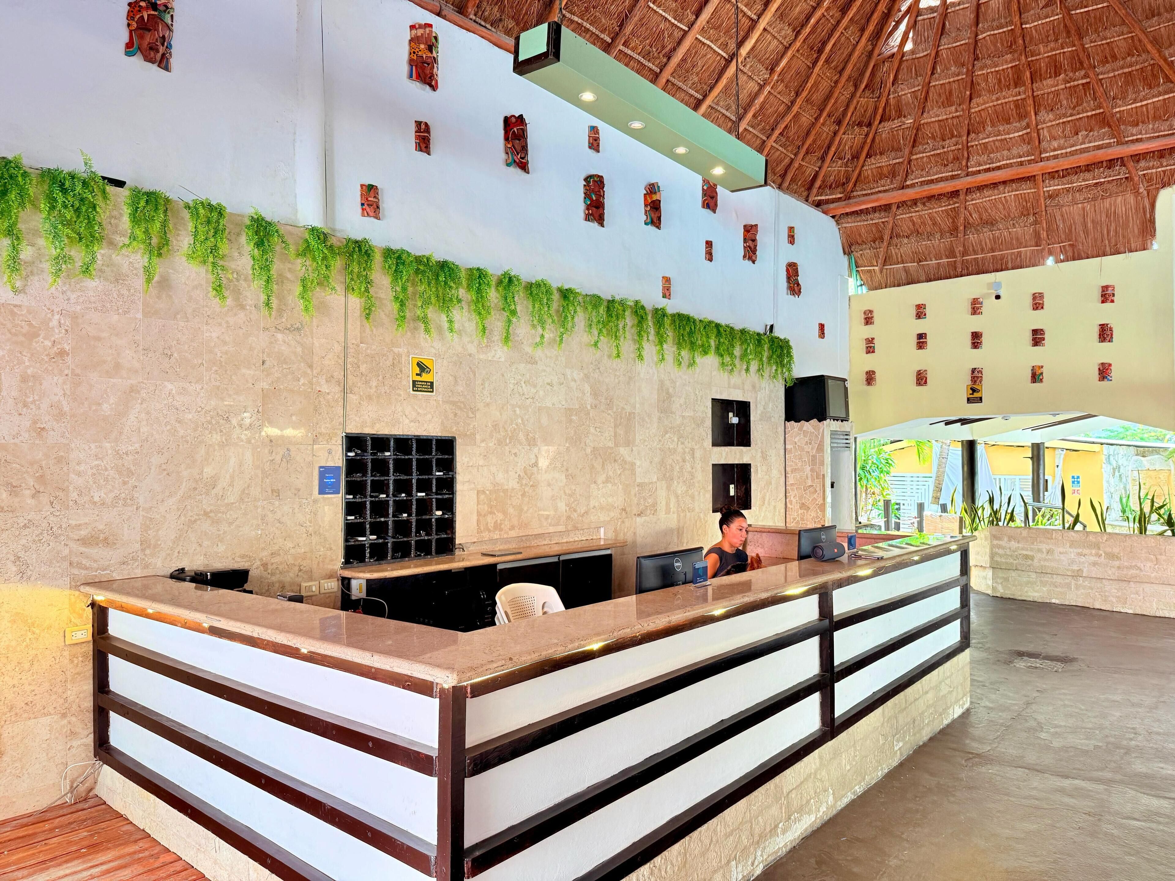 Photo - Original Maya Bric