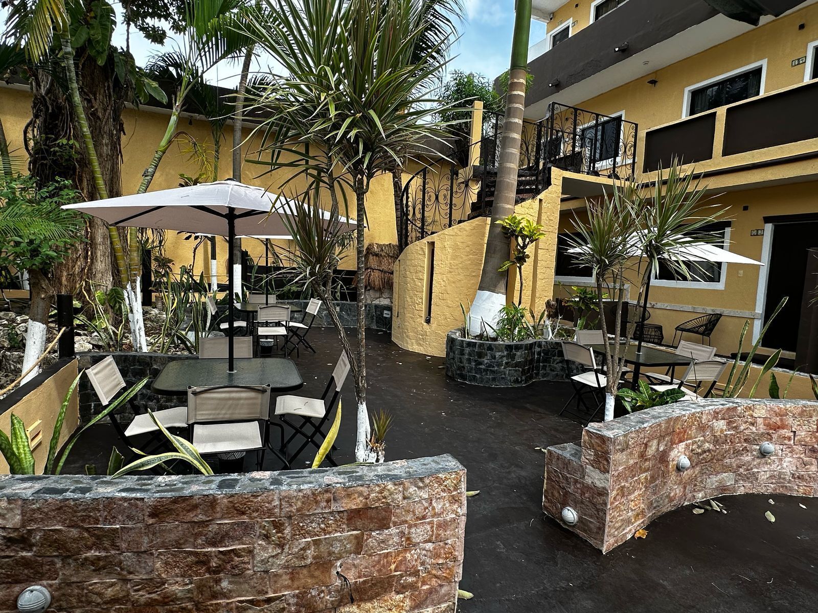 Photo - Original Maya Bric