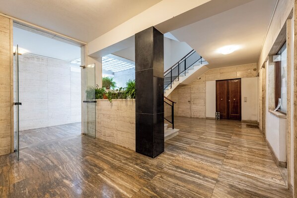 Interior - Chic flat with balcony (Rapallo)